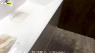 A youthful pervert looked at his stepmother in the shower