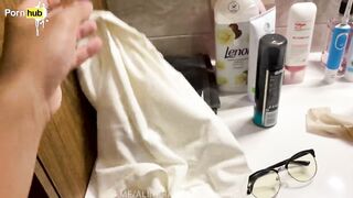 A youthful pervert looked at his stepmother in the shower