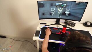 drilled with a male behind his ally's back during the time that this guy was playing computer