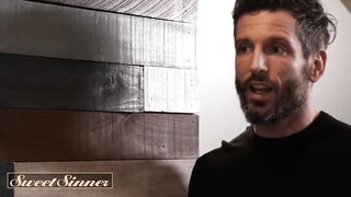 Fascinating Sinner - Sexy Real Estate Karla Kush Bangs Her Partner Whilst Expecting For The Client