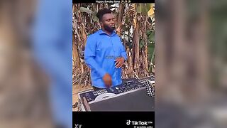 Moriah Mills