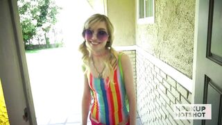 Playgirl Mackenzie Moss Gives Some Raw Love To A Coarse Dick!