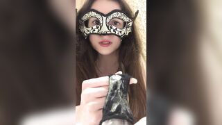 Фемдом: Грязные трусы и МАСТУРБАЦИЯ немытой пизды с выделениями