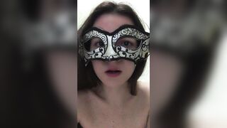 С матом! Русская Госпожа ссыт в чашку и заставляет тебя пить ее мочу, вылизывай мою немытую пизду!