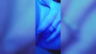 Touching my hawt SOAKED vagina!