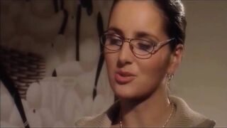 Boss enjoys his secretary on his desk