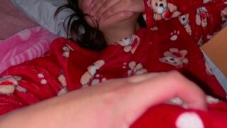 Virginal Chica SCREWING her Stepdad at Night This babe likes it!!