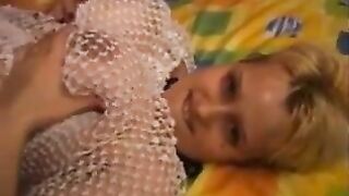 Minie has hot lesbian sex