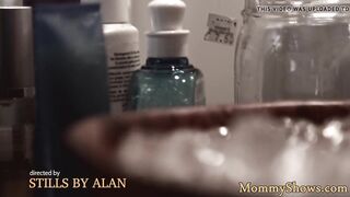 Lesbian stepmom pleasured by glam teens 