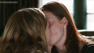 Juliana moore lesbian