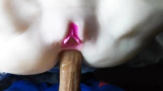 The rubber chick knows her business and silently widens her buttocks!