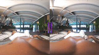 PURITYVR The cleaning woman with Lisa Amane