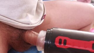 1st time trying an automatic fleshlight edging and cumming