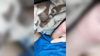 I decided to quickly wank but suddenly the battery ran out!