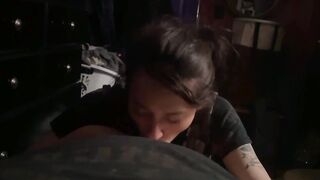 Deepthroat small wench and gulp