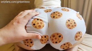 Stepsister doesn't Mind to Share Her Moist Cookies with My Penis