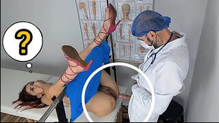 Gynecologist playing with patient's twat!