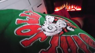 WEARING MY PJS WILLING TO CUM IN MY UNDERCLOTHING FOR U