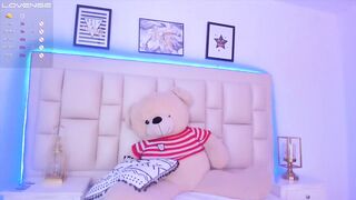 Hawt red-haired Latin chick looks spectacular in her ebony underware whilst modeling on the tube