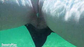Stranger cum inside me on the beach. Creampie underwater