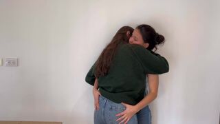 I fulfill my fetish of having lesbo sex with jeans.