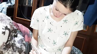 The gal artist painted my twat, and then this babe enticed me and brought me to climax