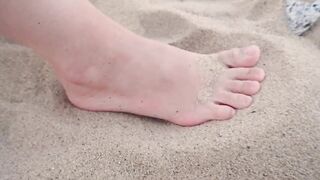 Exhibitionist Hotwife Likes Showing Off At The Nudist Beach (Vagina Close Up}