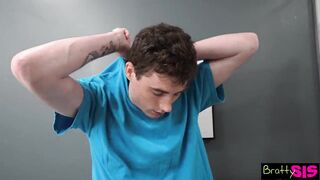 Wicked Nikki Nicole Slurps up Stepbro's Large Dong - S35:10