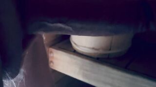 Who desires to screw?????