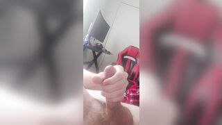 Solo Hunk Playing In Daybed