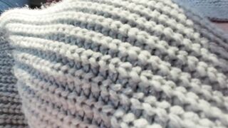 Risky in Car, Hawt Cutie in Taut Jeans Seducing Me