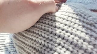 Risky in Car, Hawt Cutie in Taut Jeans Seducing Me