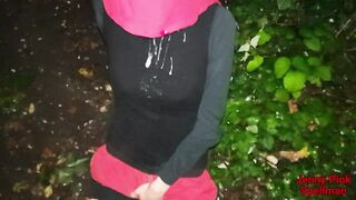 Hot parodia Sabrina Spellman, risolve il cubo di Rubik mentre fa un pompino nel bosco! Jenny Pink