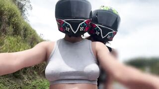 I picked up a DIDI client out of a brassiere and that babe noticed my large melons