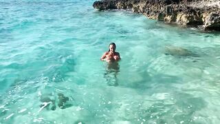 Monika Fox Stopped A Journey Bus To Swim In nature's garb In The Caribbean Sea