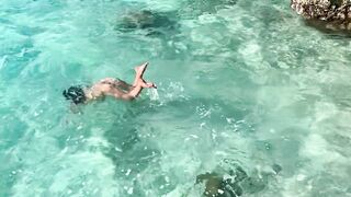 Monika Fox Stopped A Journey Bus To Swim In nature's garb In The Caribbean Sea