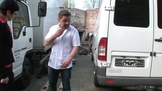 The aged lewd lady screws with the track drive in her car