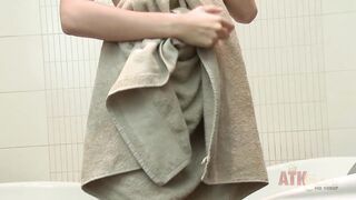 This super cute brunette hair lathers and rinses her hawt skinny body in the shower