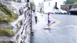 piddle on the pavement