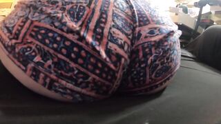 hawt booty white hotty (pawg)