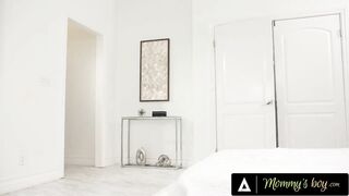 MAMA'S HUNK - Pervert Chick Reyna Belle Wishes To See Boyfriend Cheat With Stepmom Alexis Malone