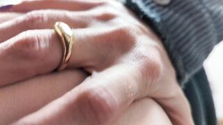 Manager convinces his employee to screw him to close early