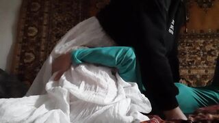 My girlfriend sits on my face each morning to wake me up - Lesbo_illusion