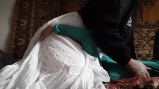 My girlfriend sits on my face each morning to wake me up - Lesbo_illusion