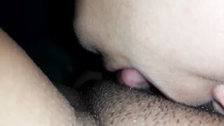 I gave her a rose, and that babe thanked me with rug munch - Lesbo_illusion