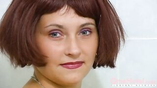 OmaHoteL Grandma and Older are Playing Jointly