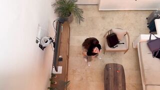 2 hawt lesbos caught on camera