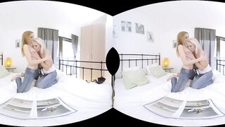 Steaming sexy aged lesbians in VR - Luca Bella and Kathy Anderson