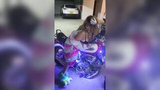 No thing gets me hornier than hot motorbikes