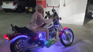Hawt Colombian Latin babe in Bikini on Motorbike